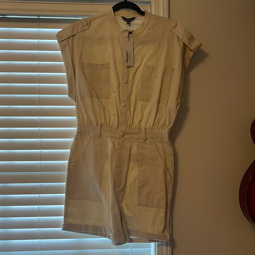 Strut & Bolt romper NWT size M